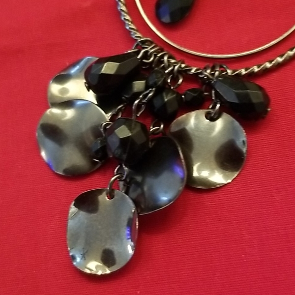 Faux Black Onyx Hoop Earrings - Picture 3 of 8